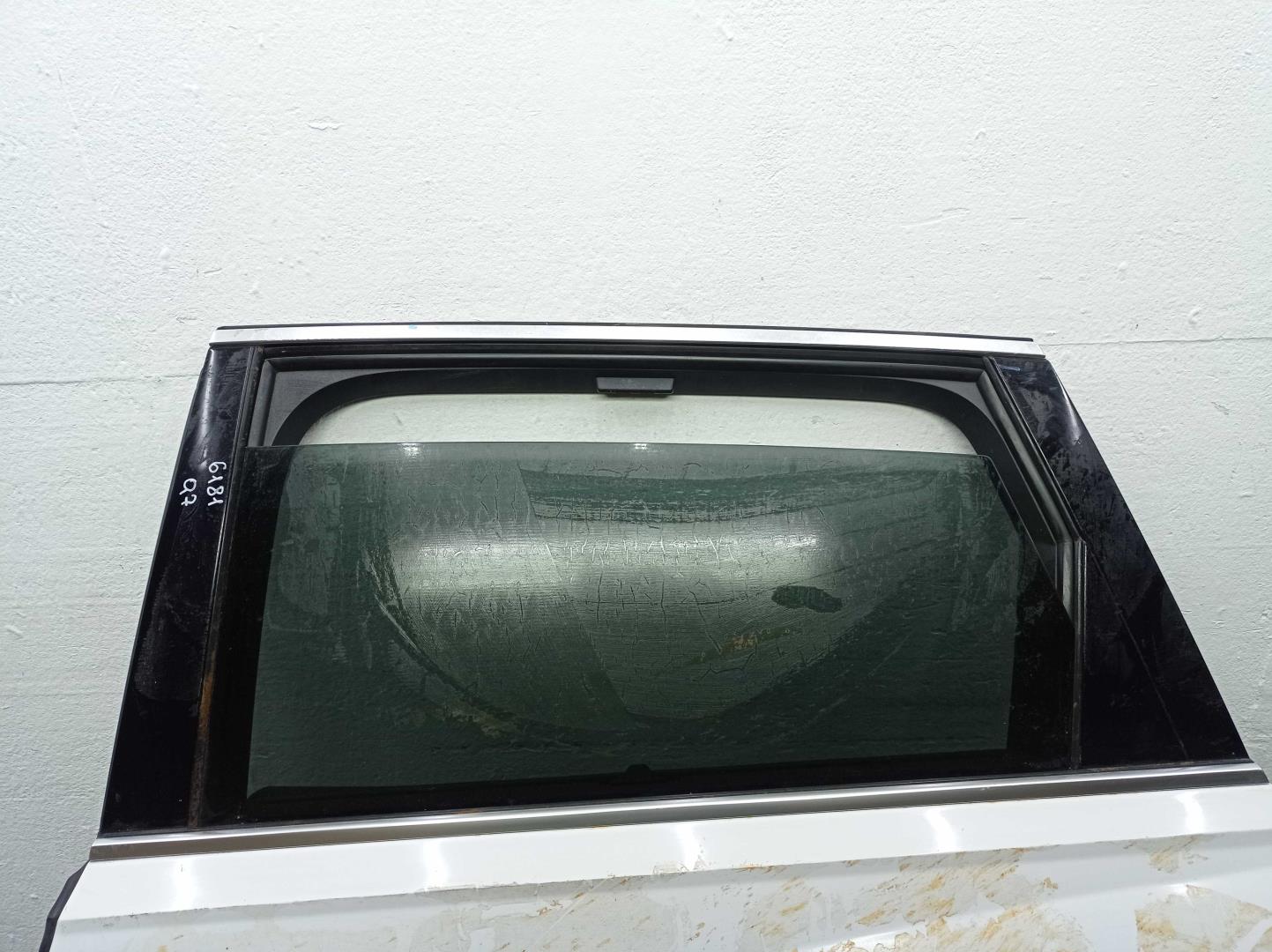 Стеклоподъемник электр. задний левый