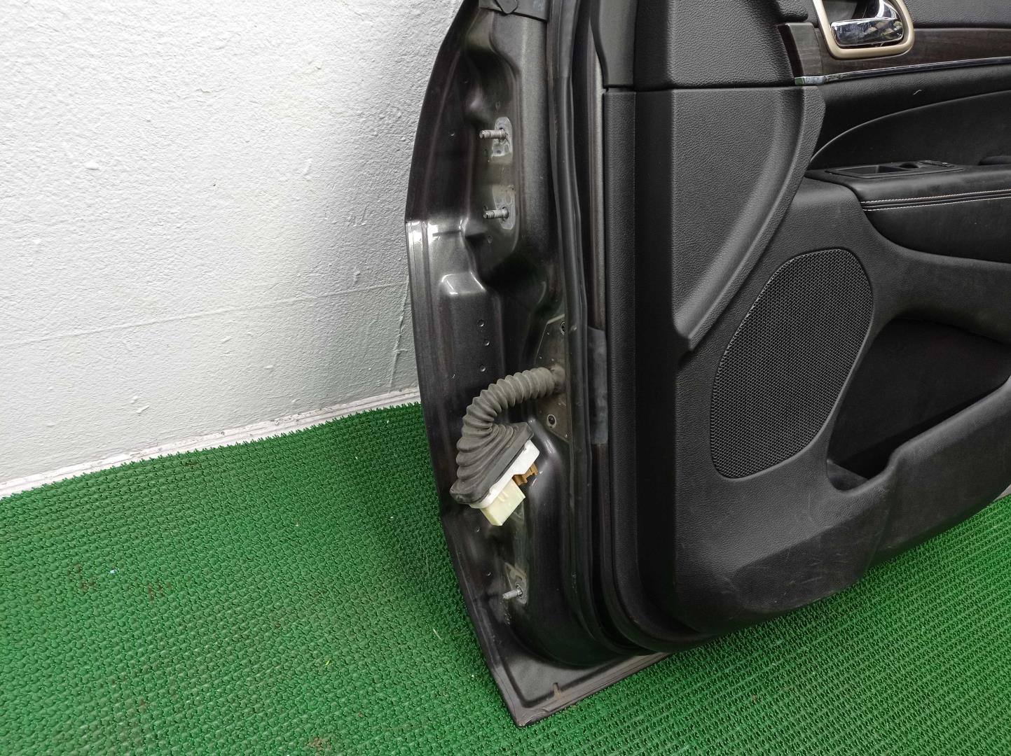 Стеклоподъемник электр. передний правый