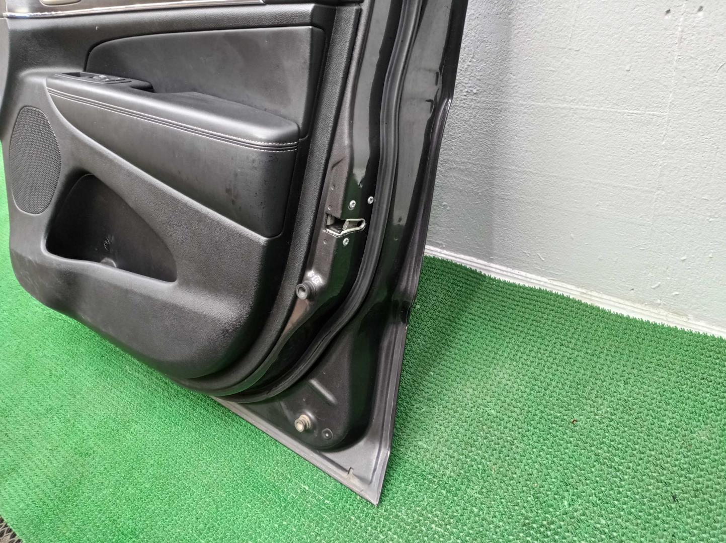 Стеклоподъемник электр. передний правый