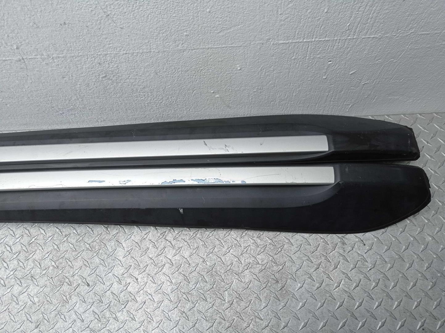 Рейлинги (релинг) к-кт (планки на крышу)