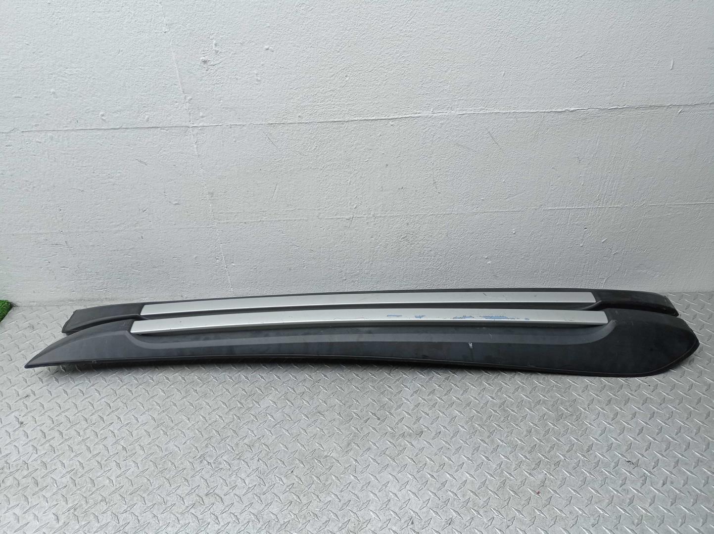 Рейлинги (релинг) к-кт (планки на крышу)