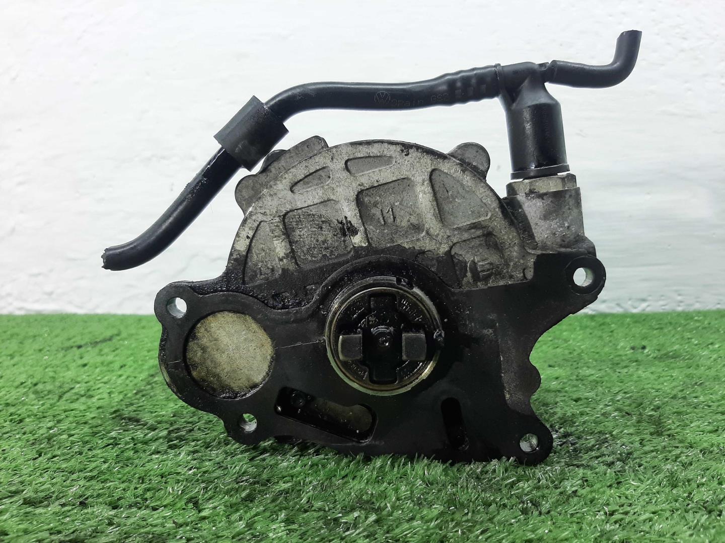 Насос вакуумный