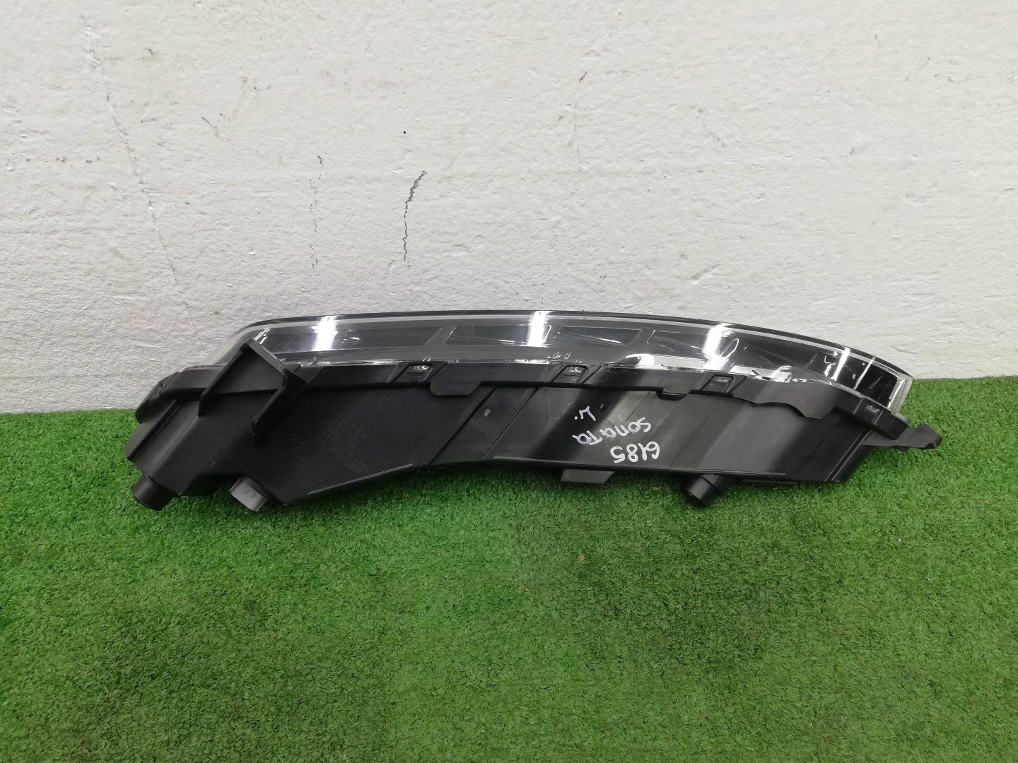 Фара противотуманная левая