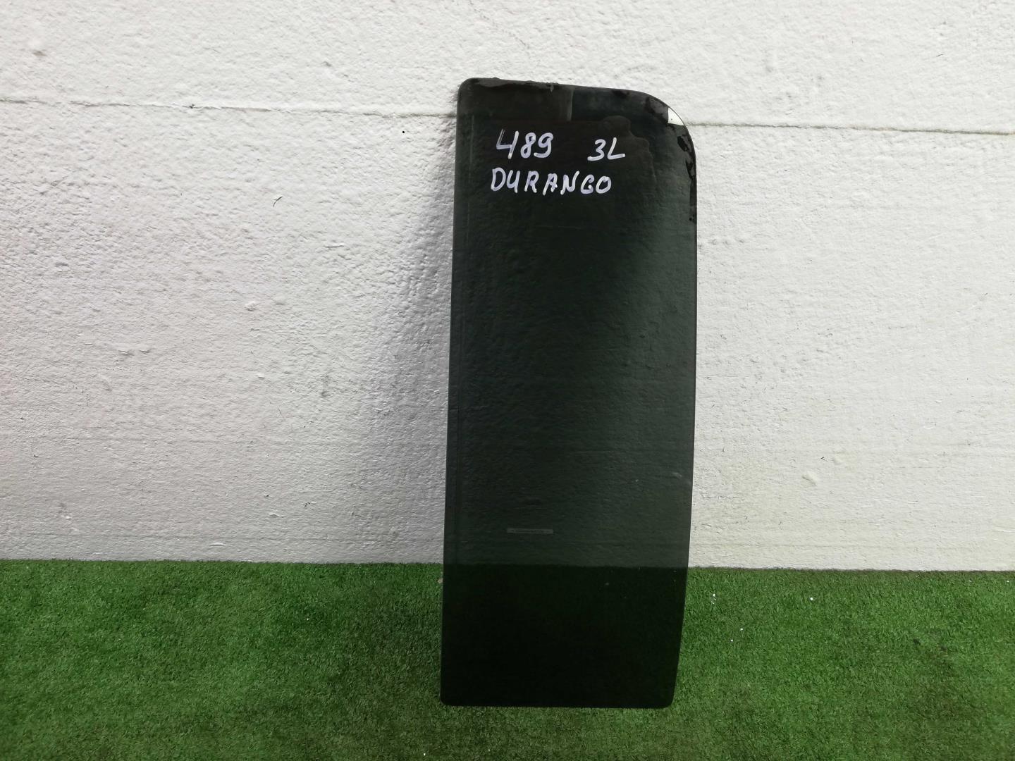 Стекло двери задней левой