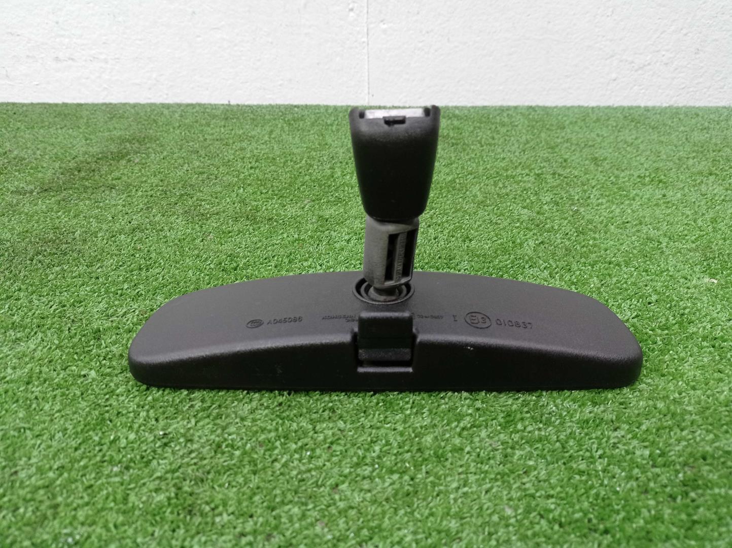 Зеркало заднего вида