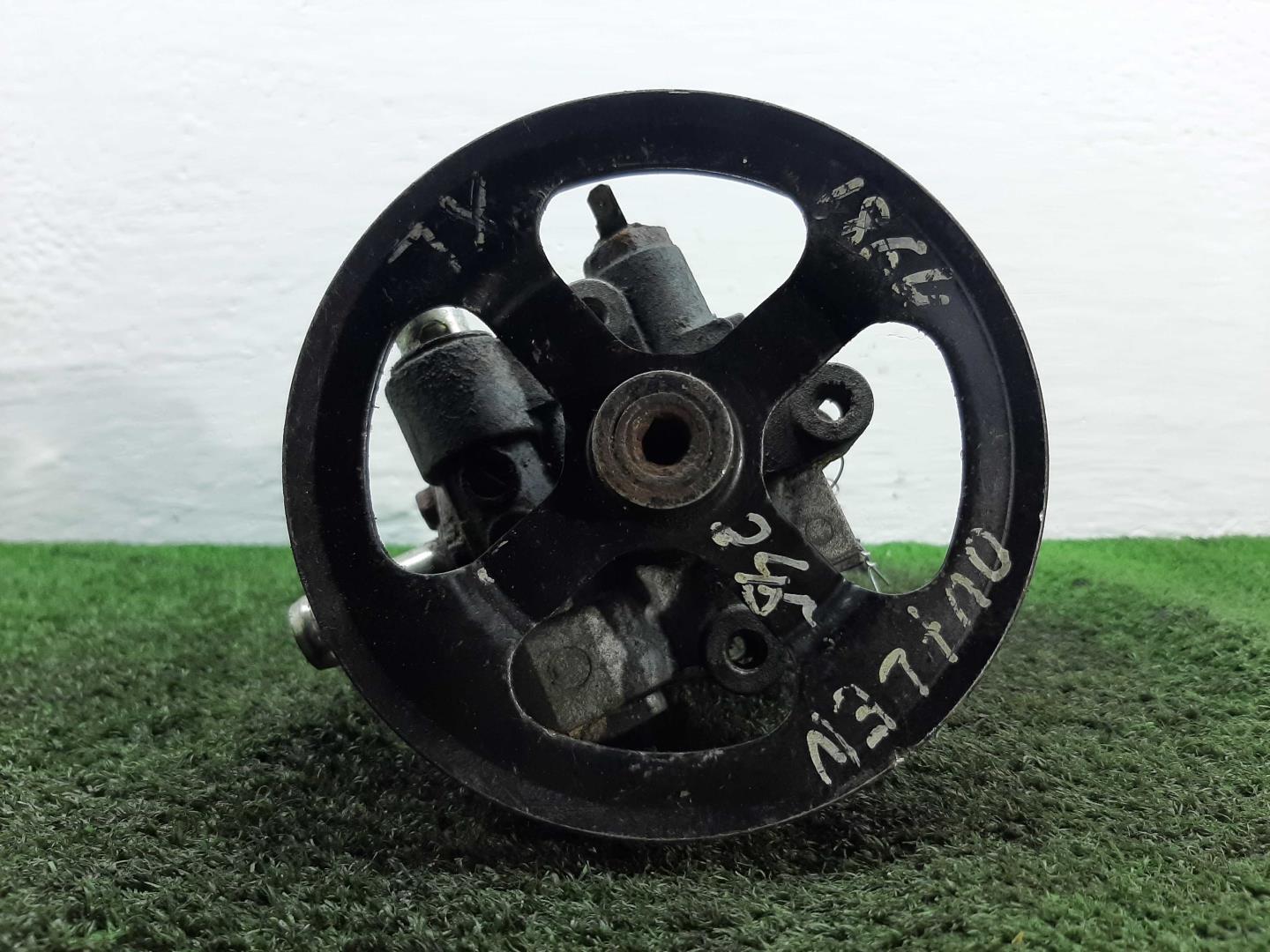 Насос ГУР (гидроусилитель руля)