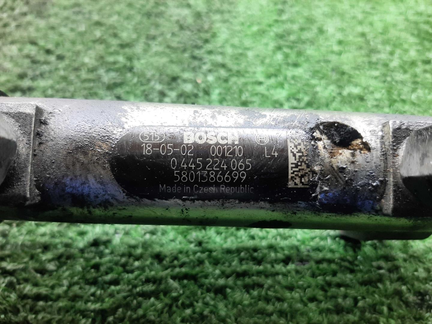 Рейка топливная (рампа)