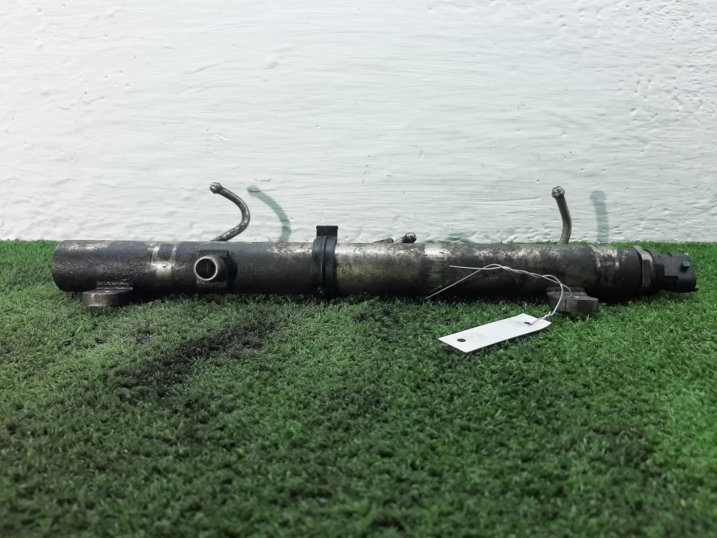 Рейка топливная (рампа)