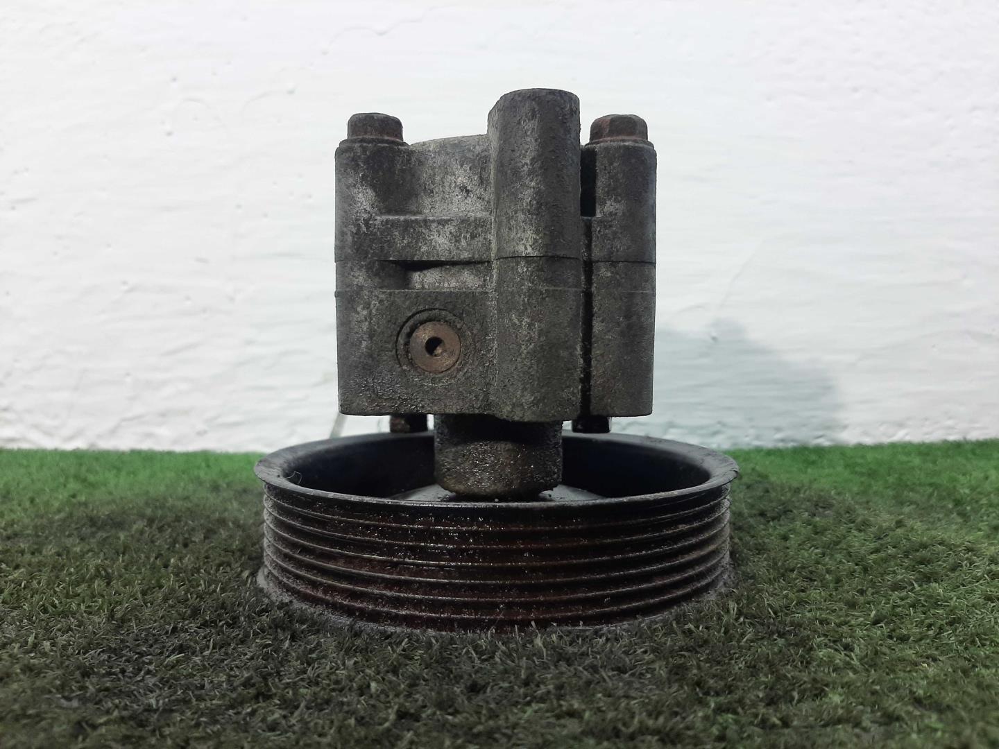 Насос ГУР (гидроусилитель руля)