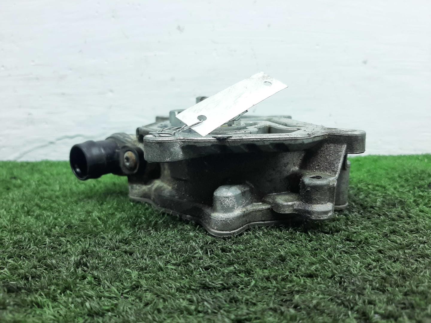 Насос вакуумный