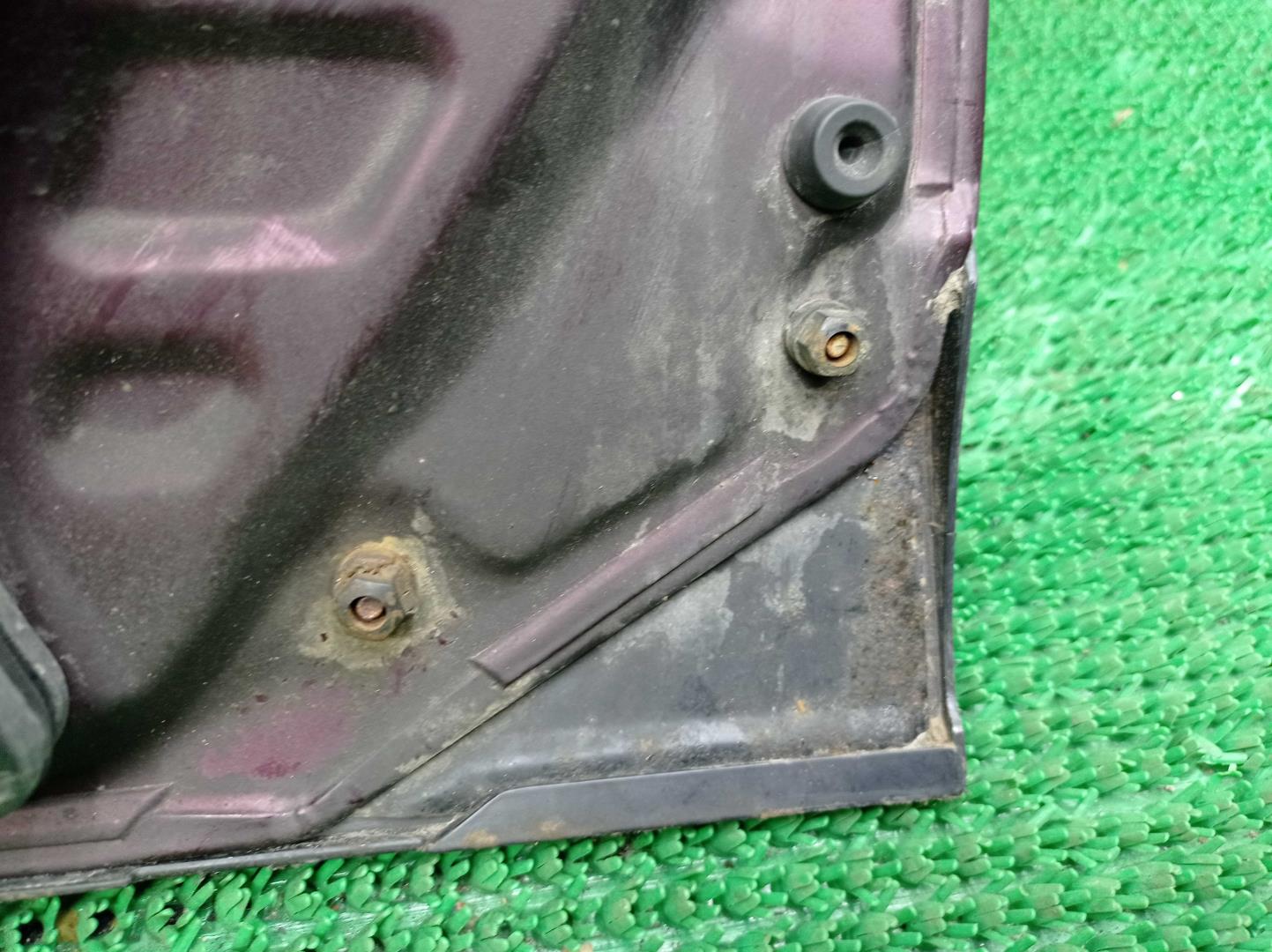 Замок двери передней правой