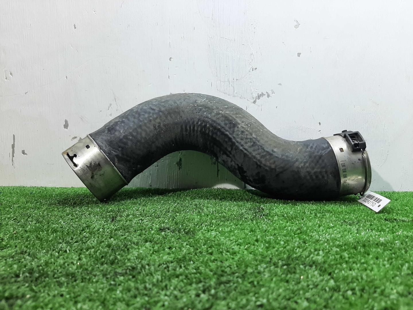 Патрубок интеркулера