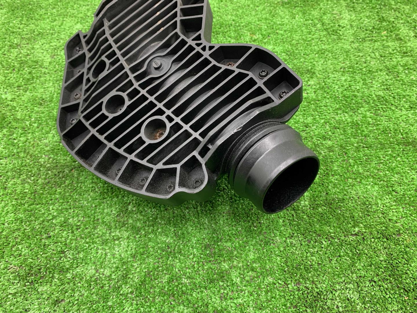 Резонатор воздушного фильтра