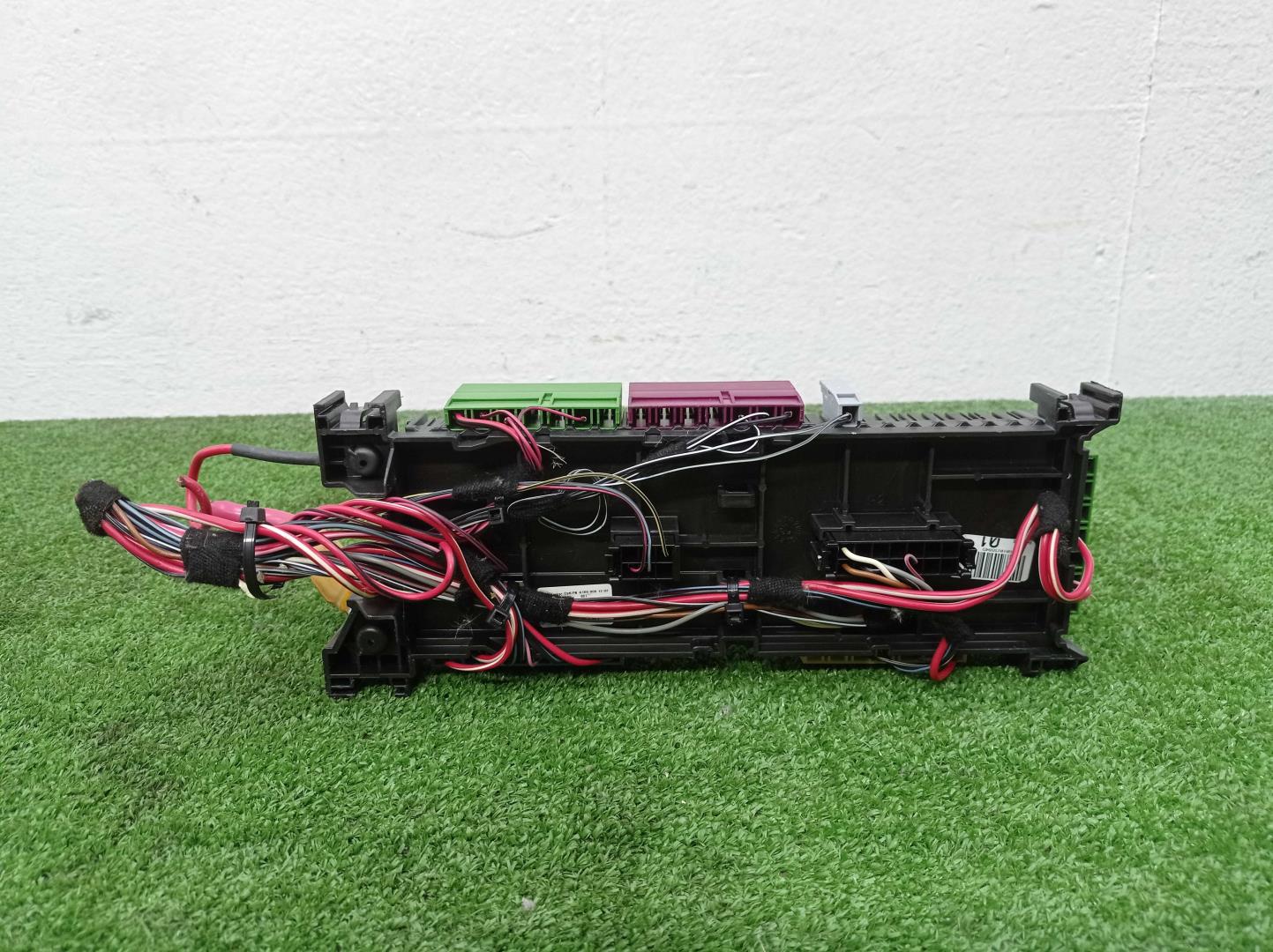 Блок предохранителей