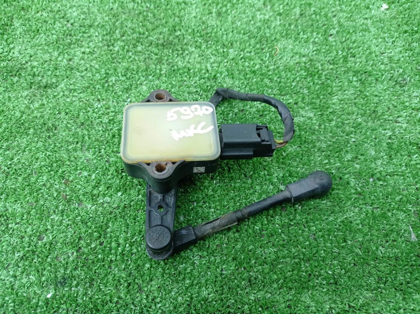 Датчик регулировки дорож. просвета