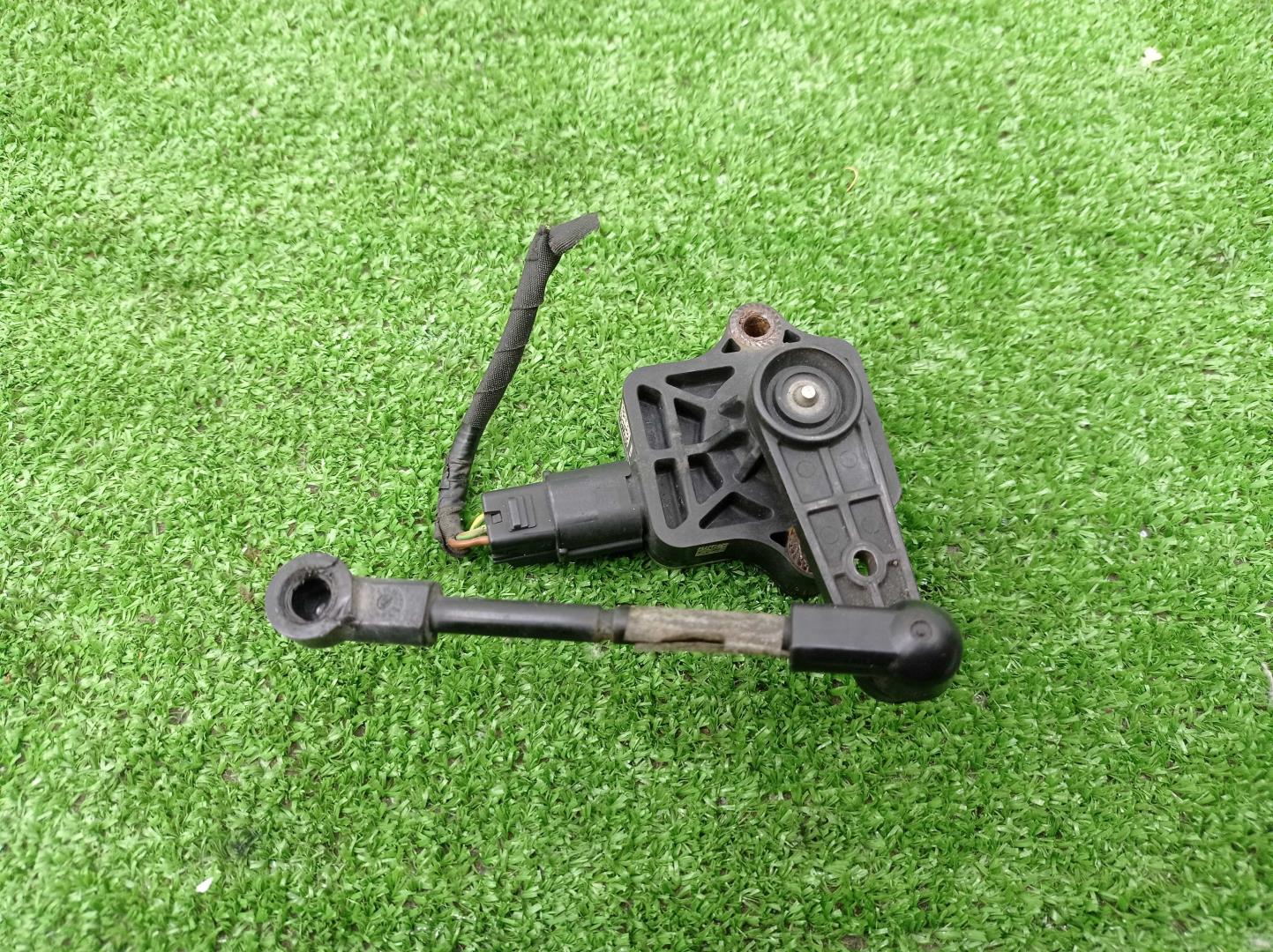 Датчик регулировки дорож. просвета