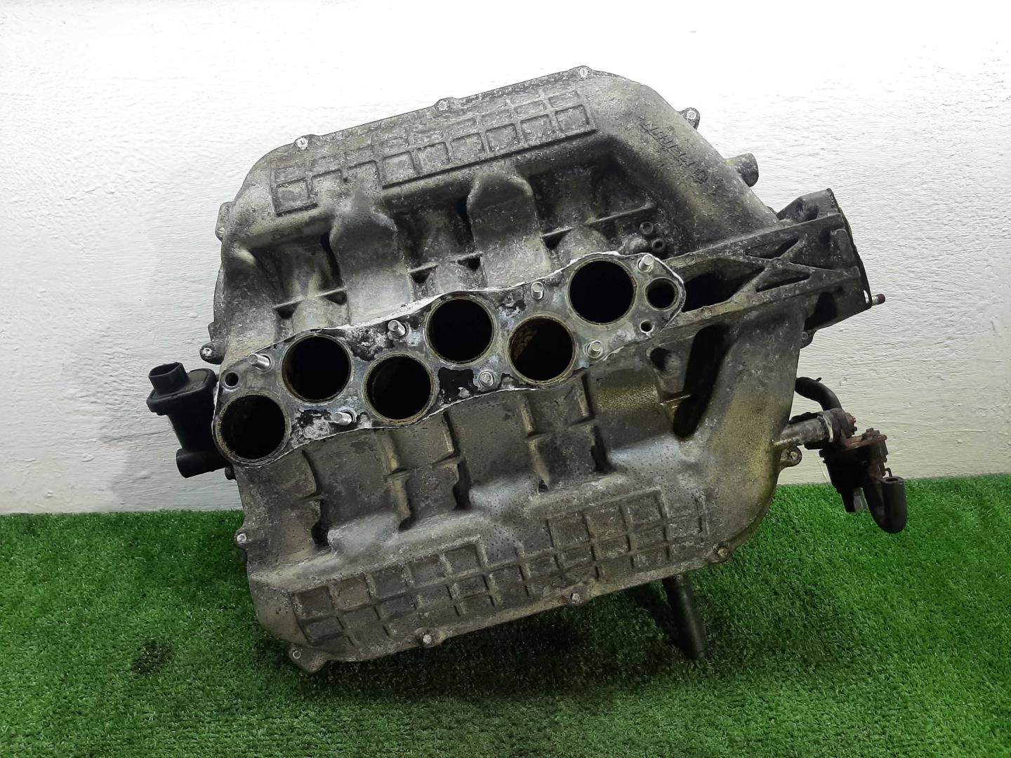 Коллектор впускной