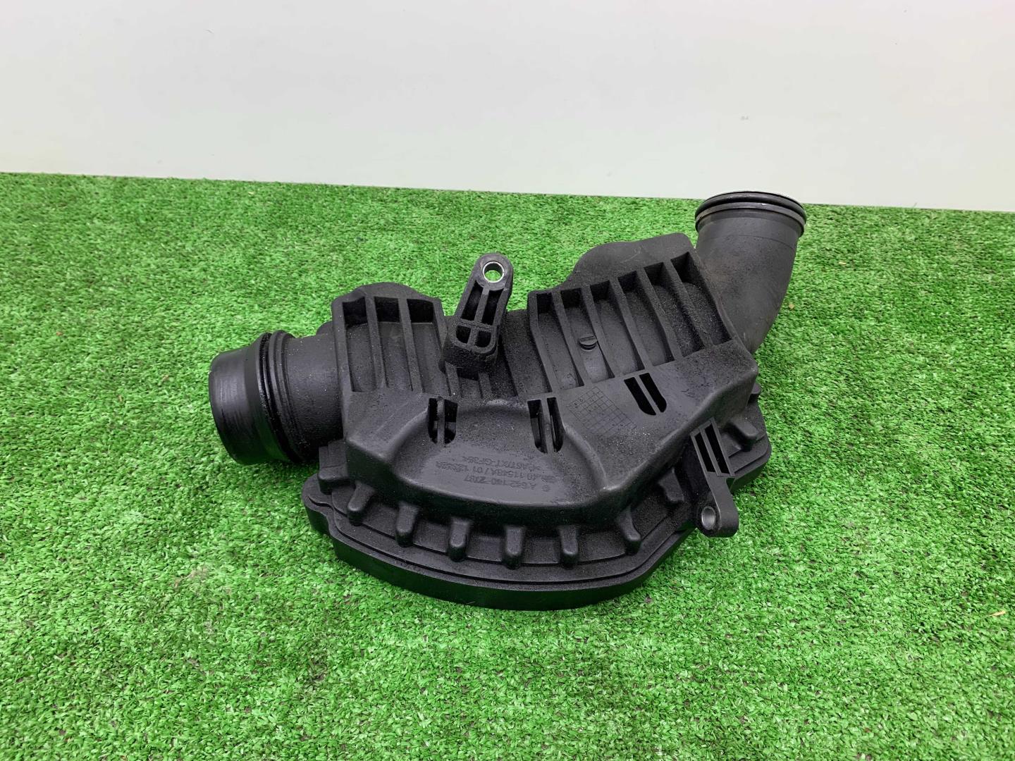 Резонатор воздушного фильтра