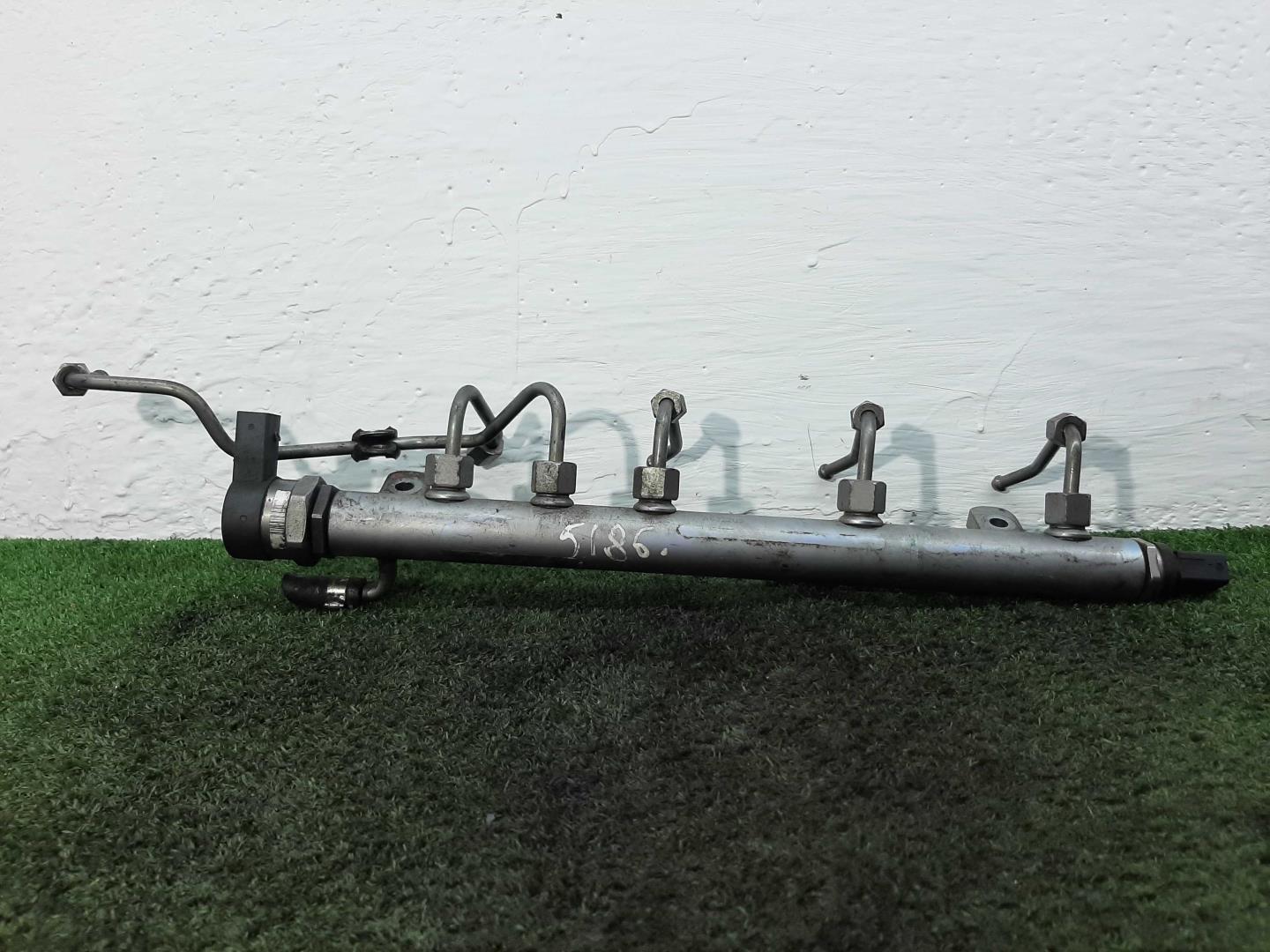 Рейка топливная (рампа)