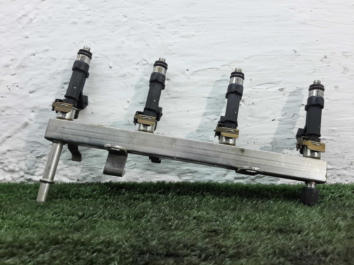 Рейка топливная (рампа)