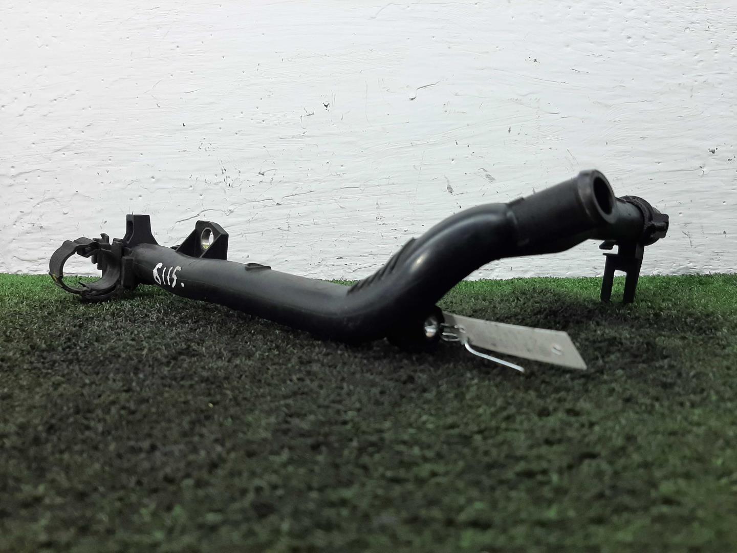 Трубка системы охлаждения