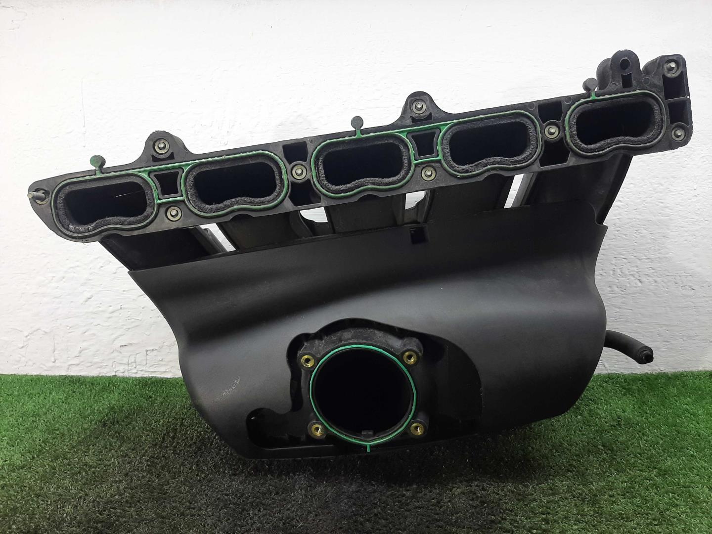 Коллектор впускной