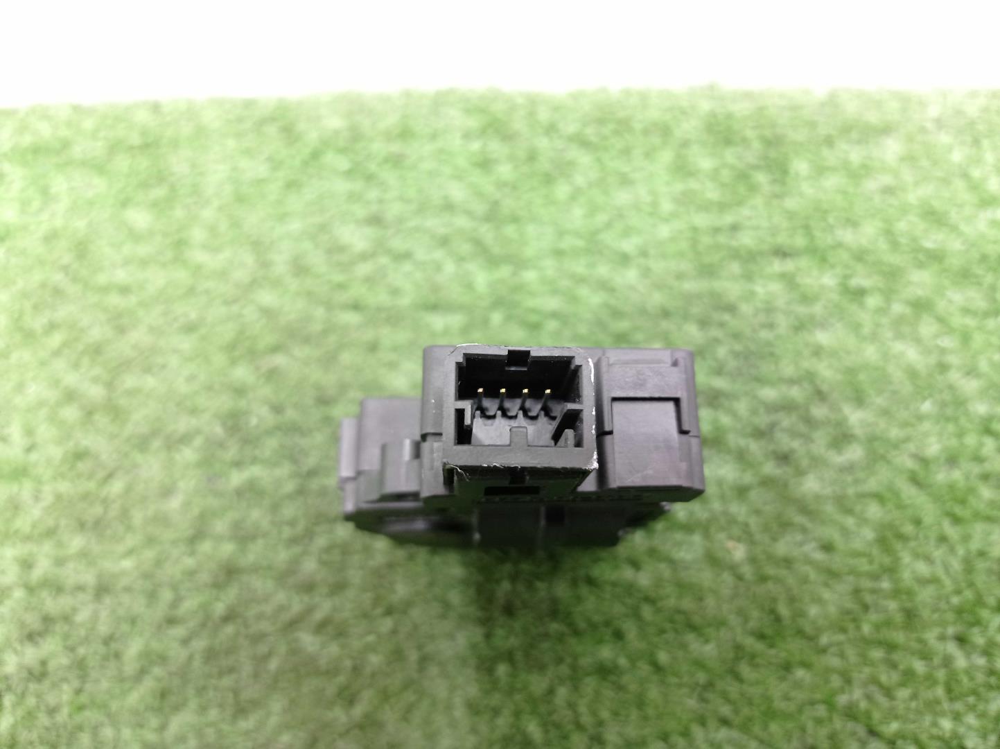 Моторчик заслонки печки