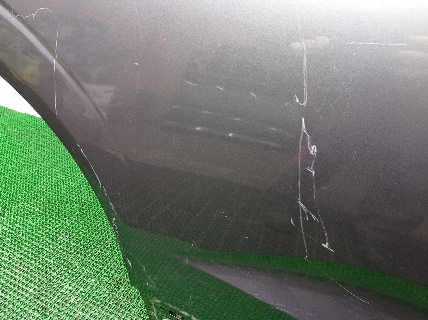 Стекло двери задней правой