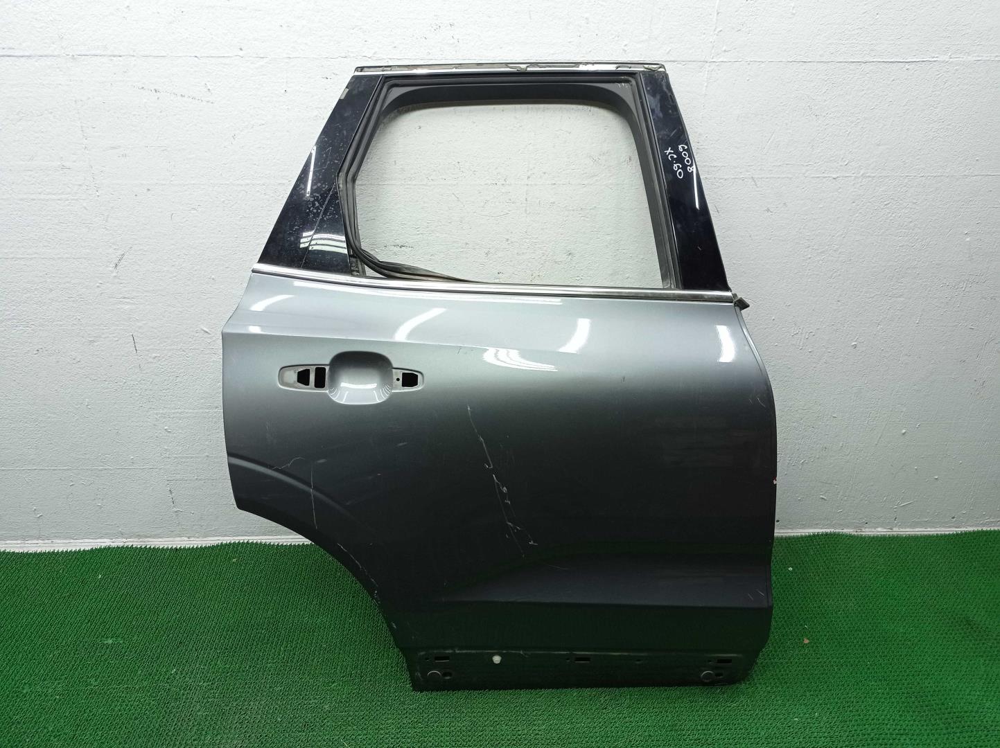 Замок двери задней правой