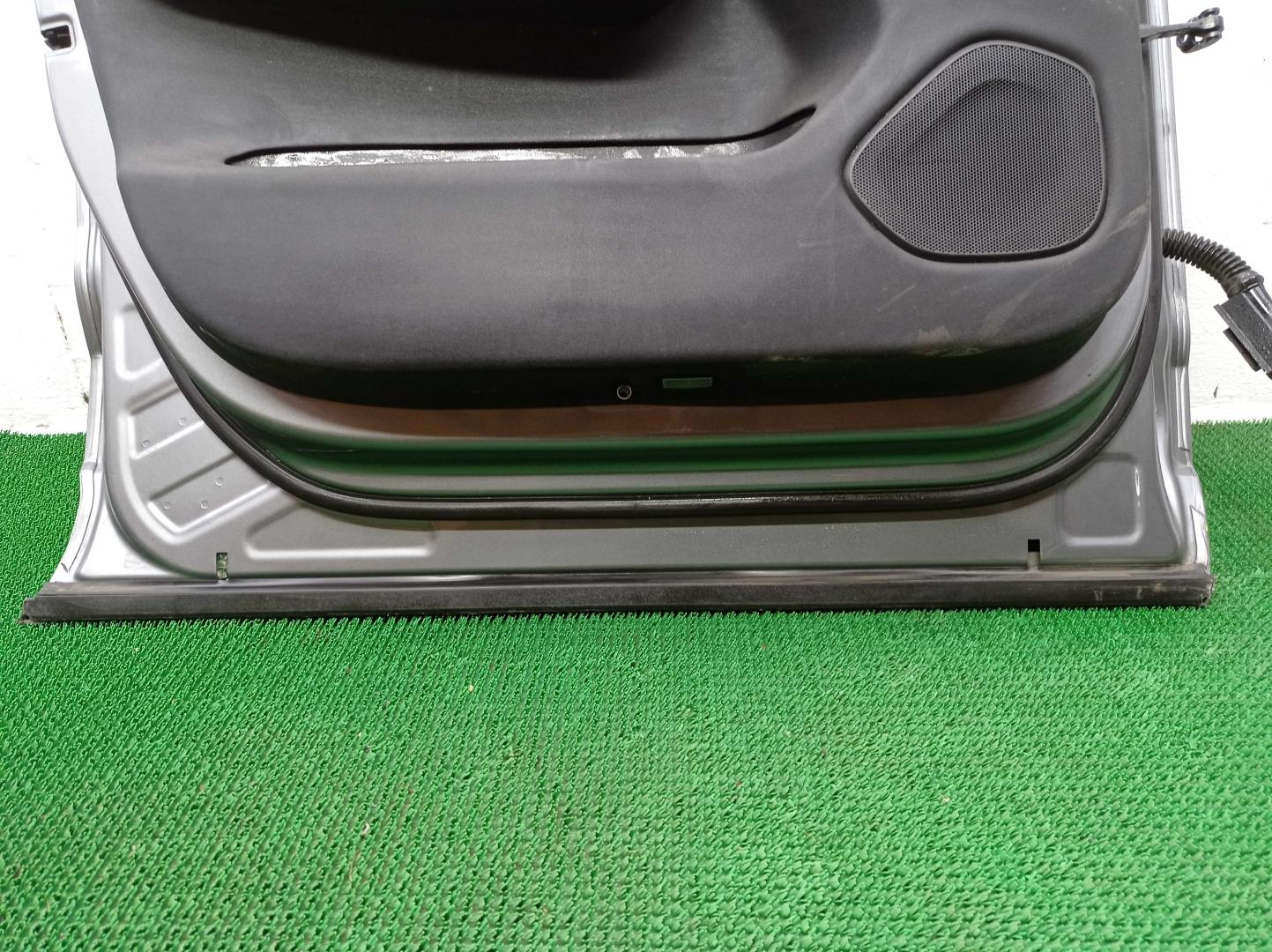 Стеклоподъемник электр. передний левый