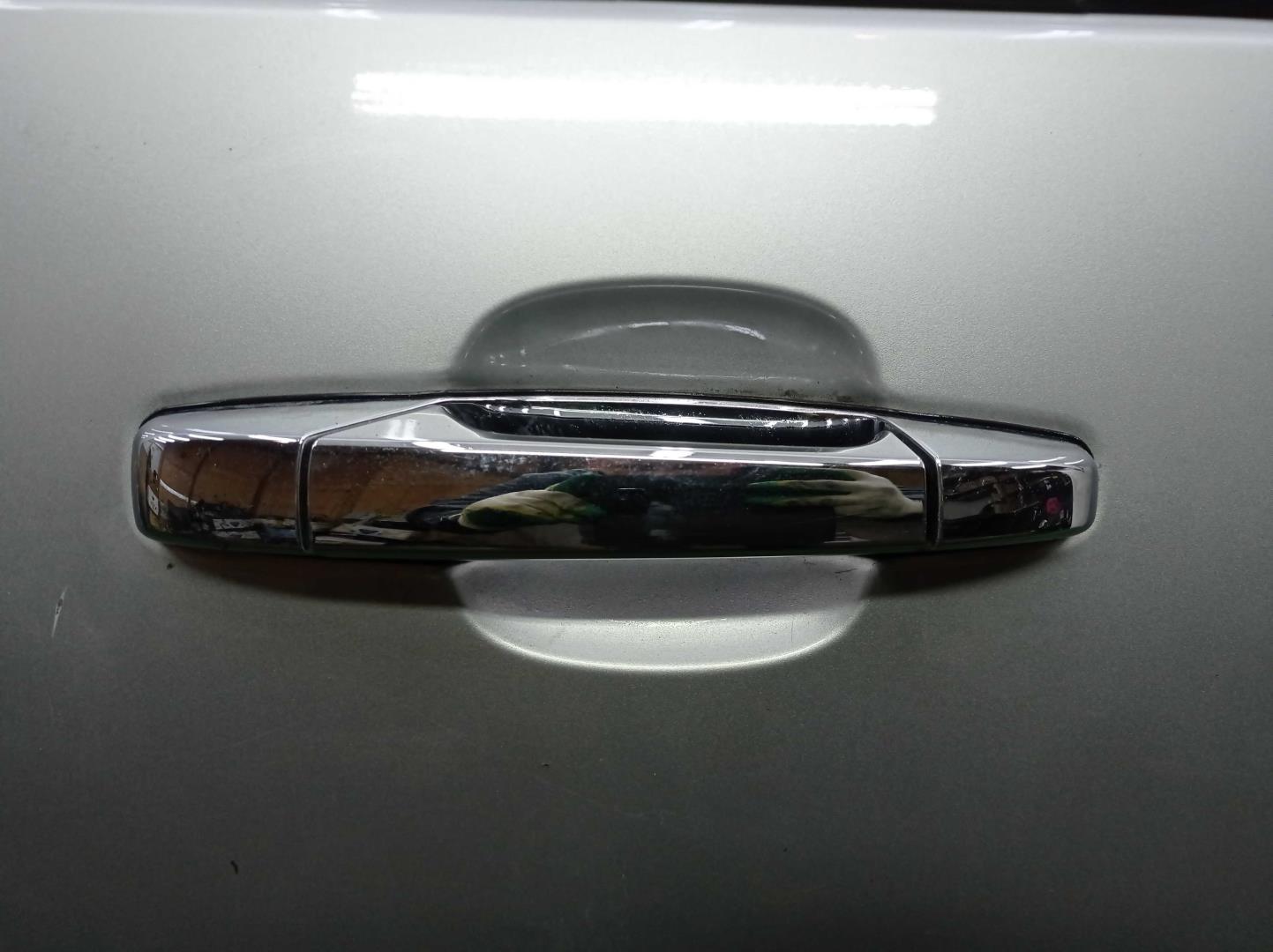 Замок двери передней правой