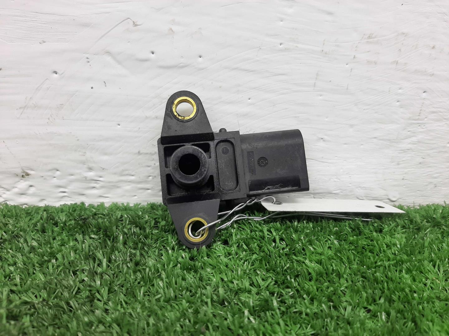 Клапан вентиляции топливного бака