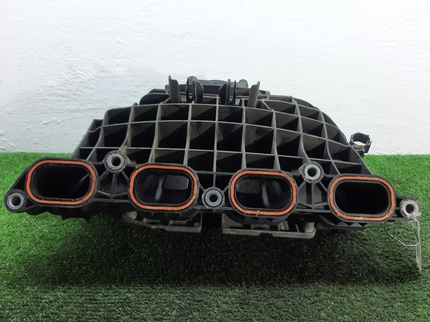 Коллектор впускной