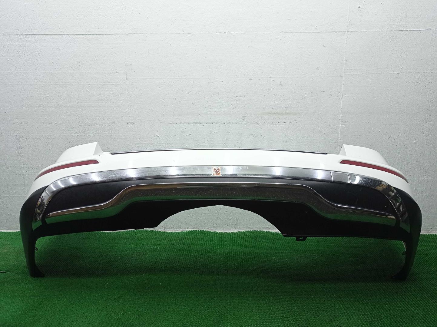 Бампер задний