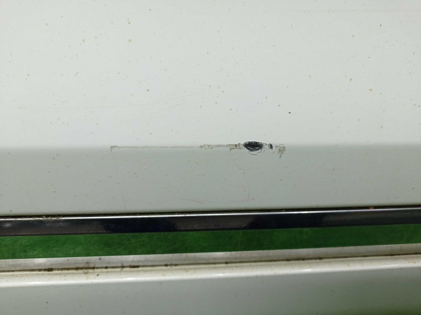 Стекло двери передней правой