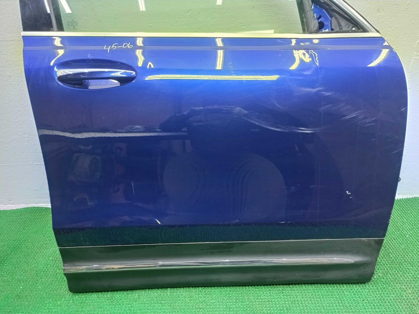 Стеклоподъемник электр. передний правый