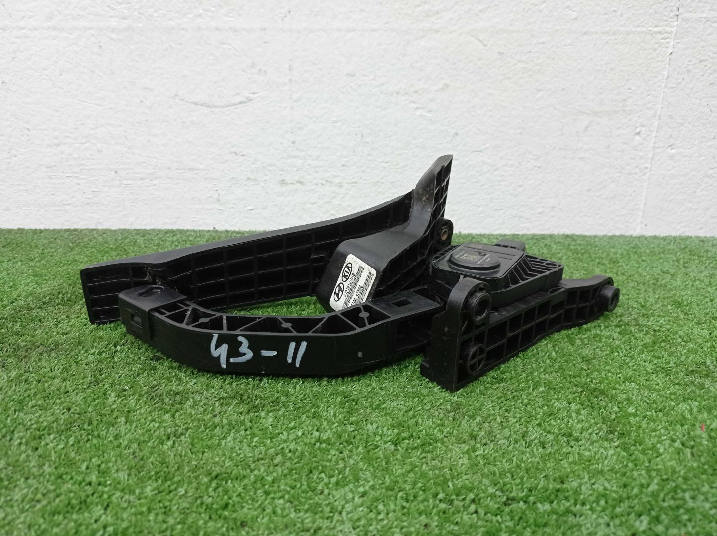 Педаль газа