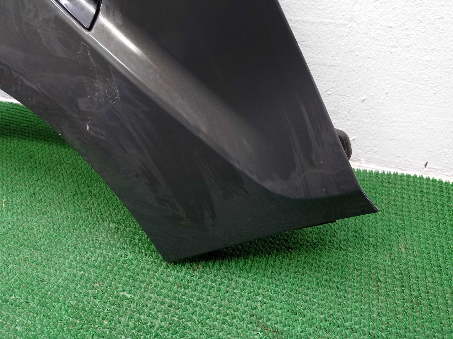 Крыло переднее левое