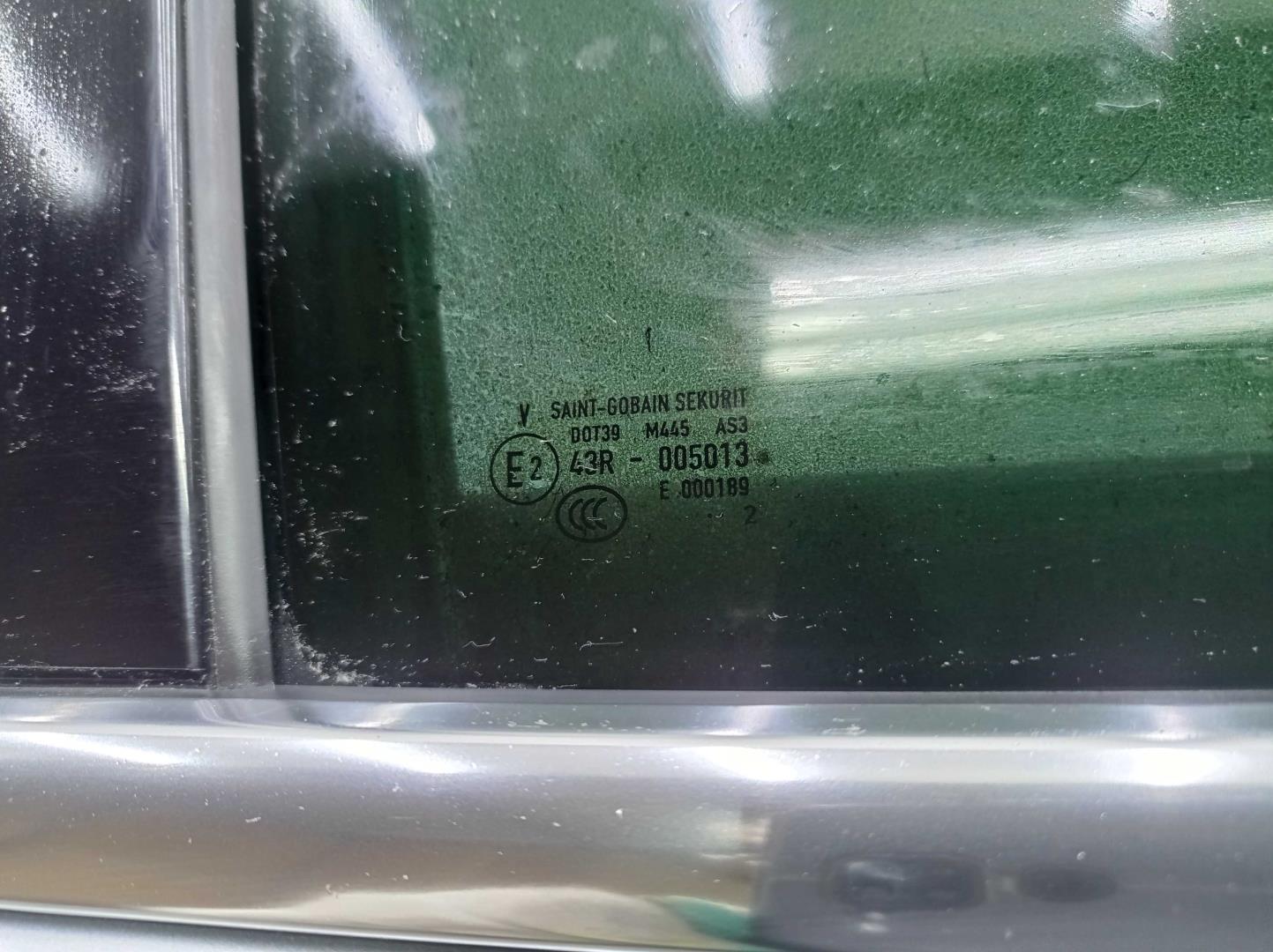 Дверь задняя правая