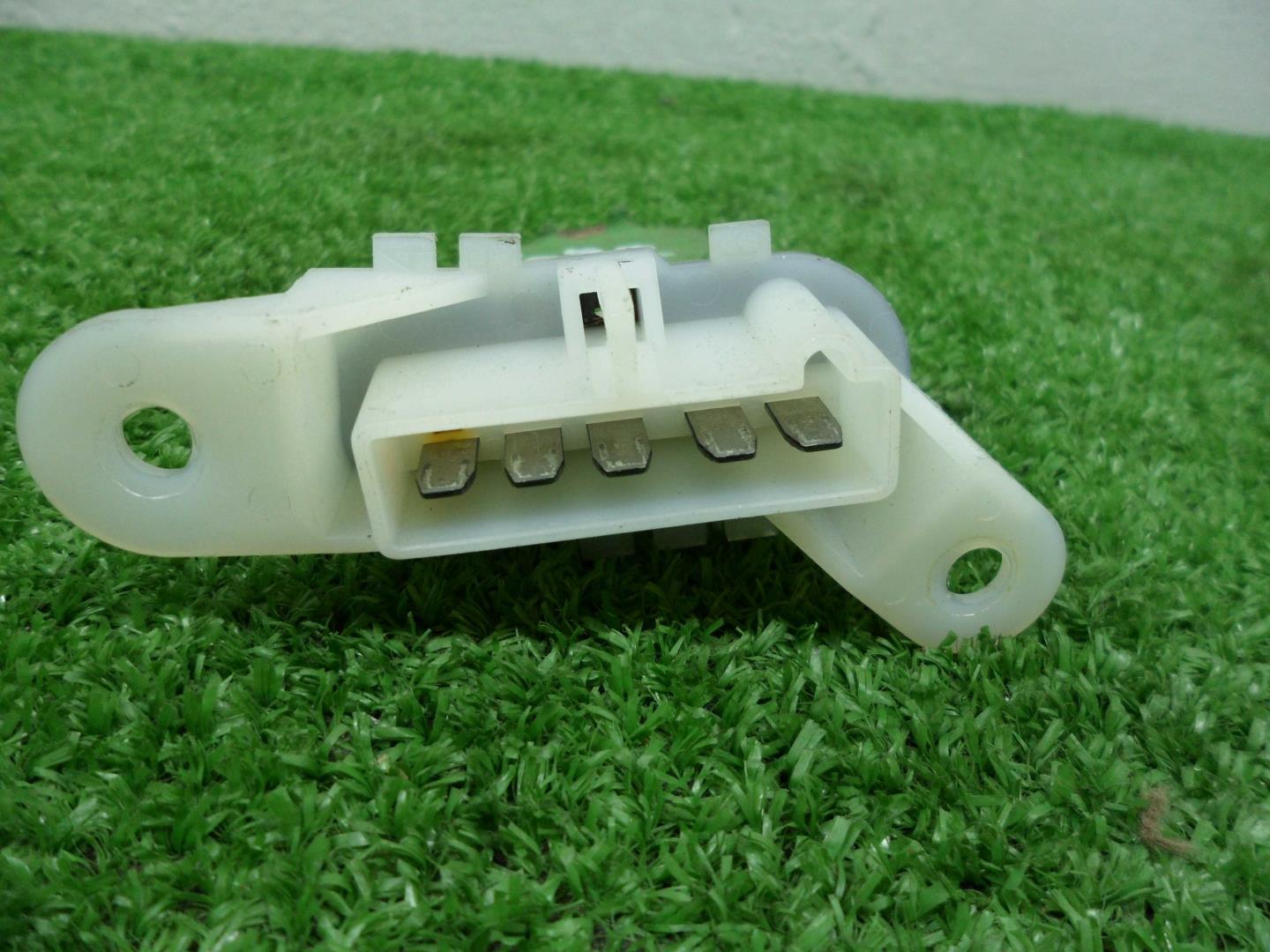 Резистор отопителя