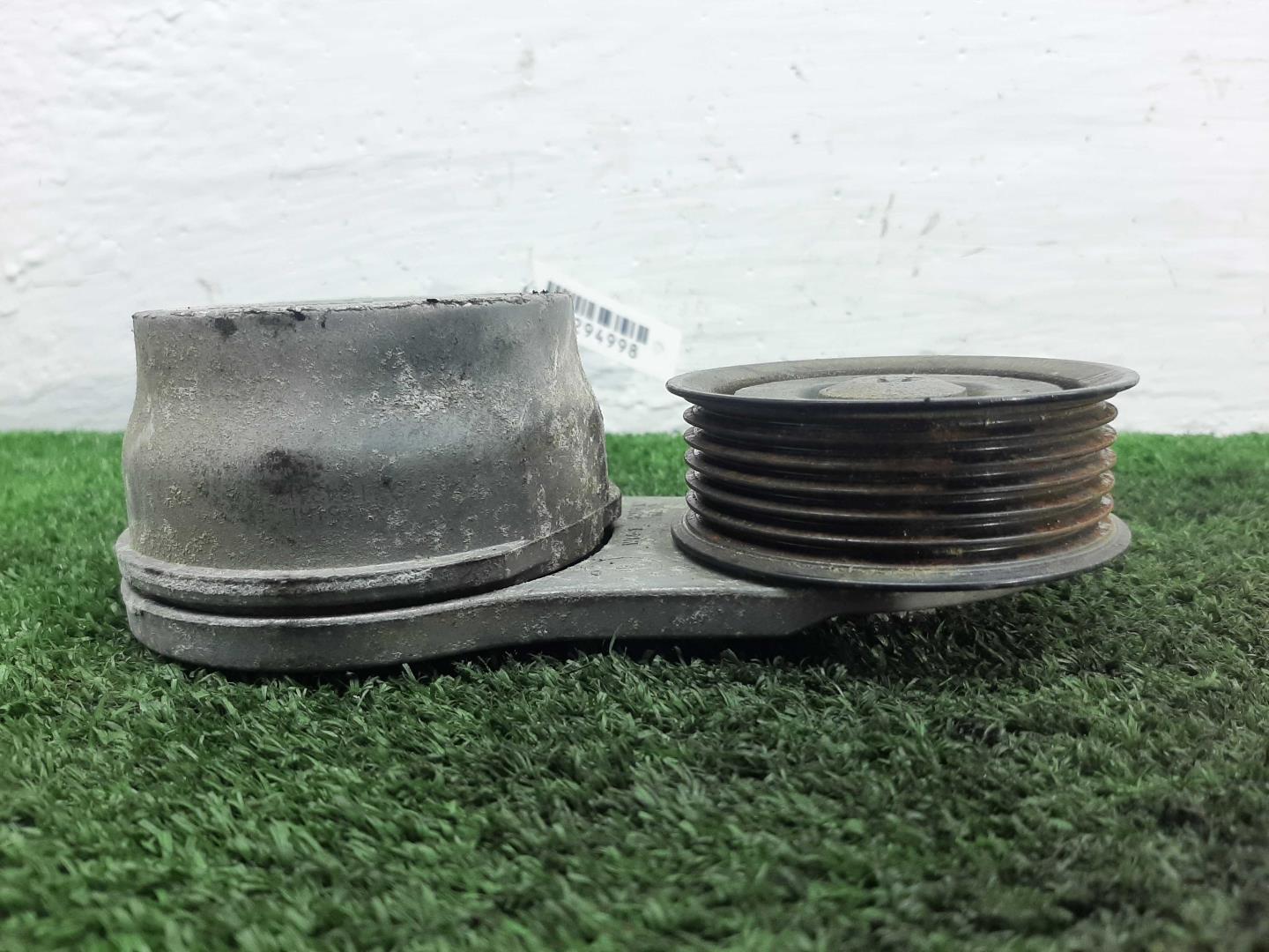 Натяжитель ремня