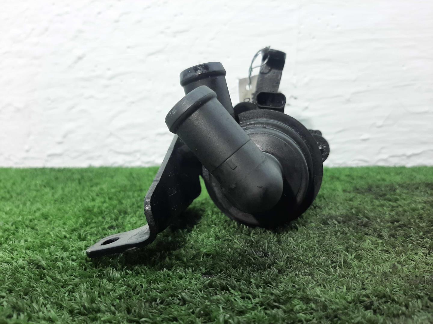 Насос электрический (доп.помпа)