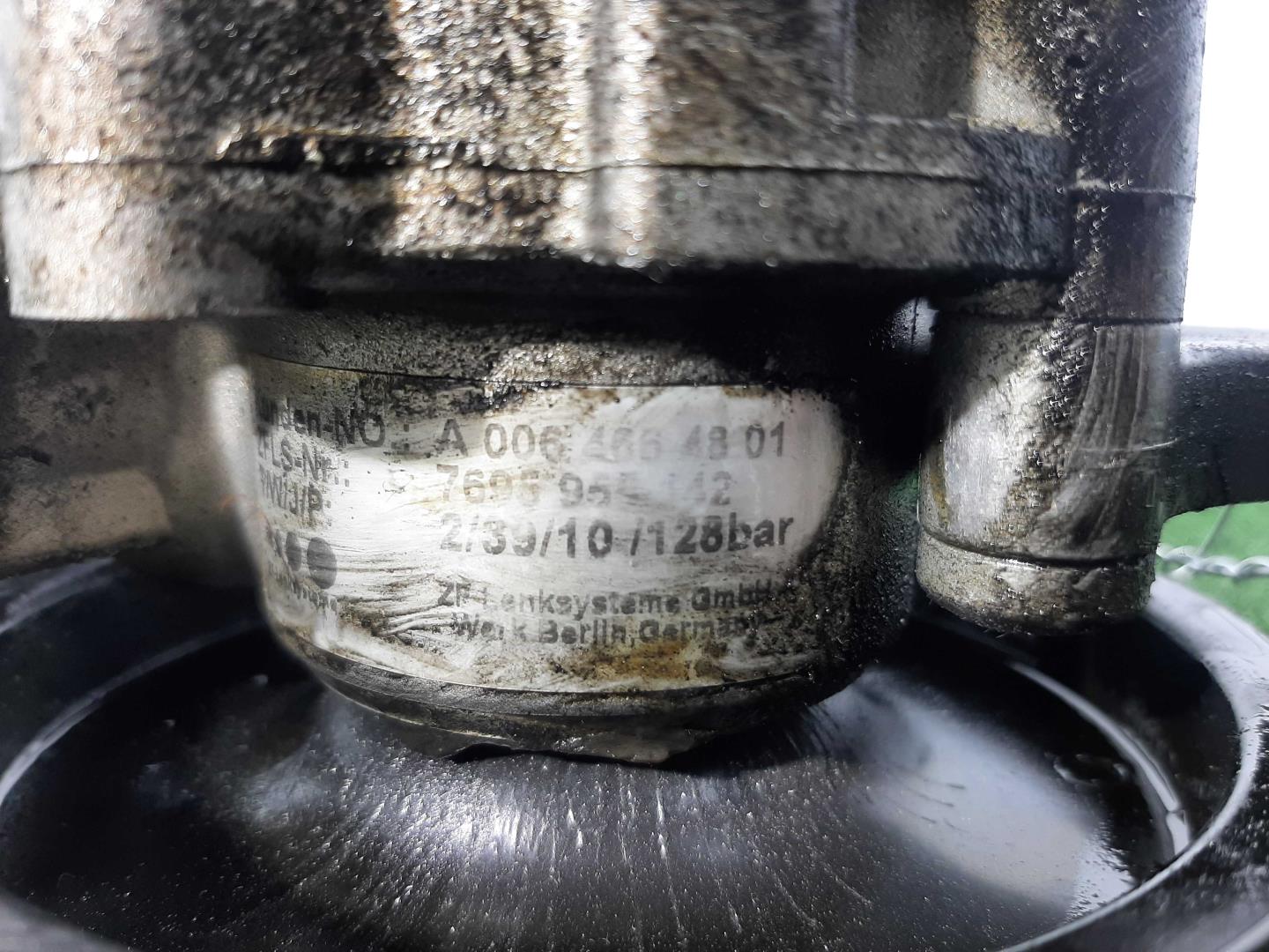 Насос ГУР (гидроусилитель руля)