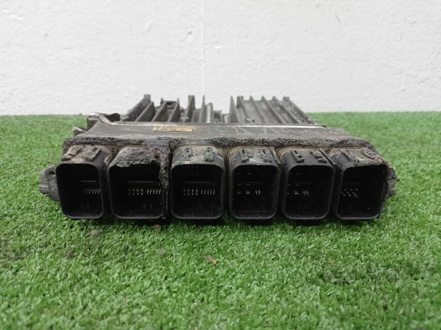 Блок управления двигателем