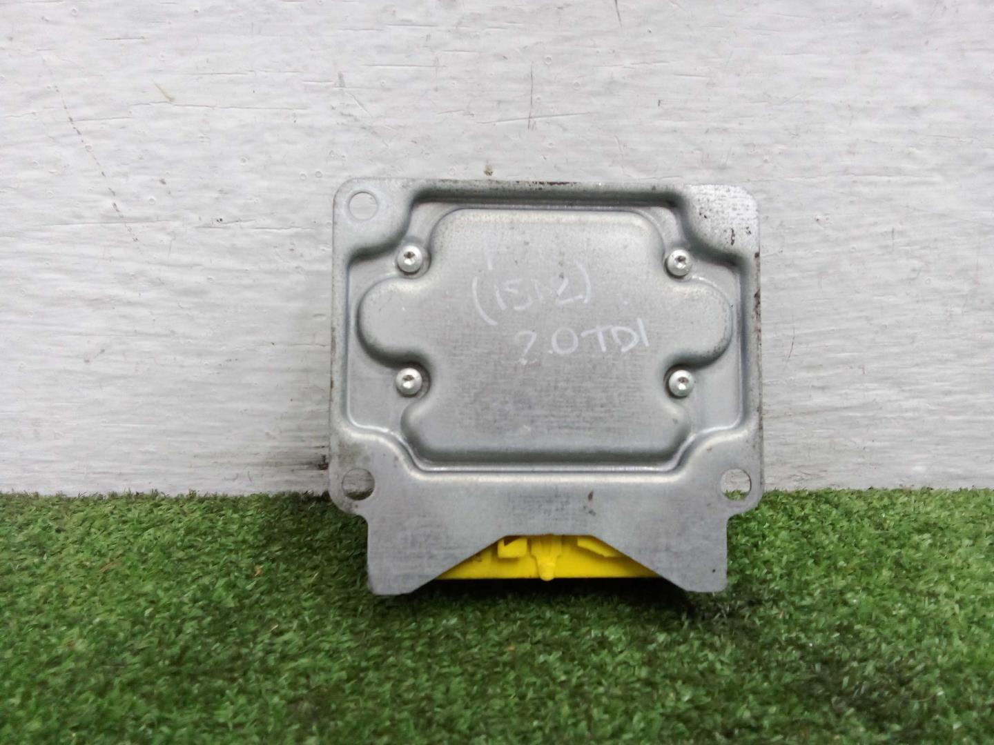 Блок управления подушек безопасности (AIR BAG)
