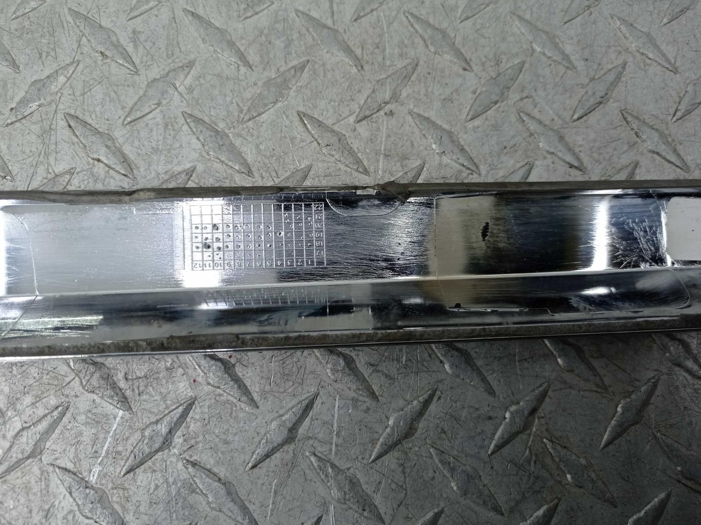 Накладка (кузов наружные)