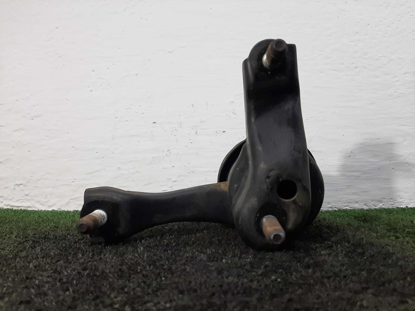 Опора двигателя