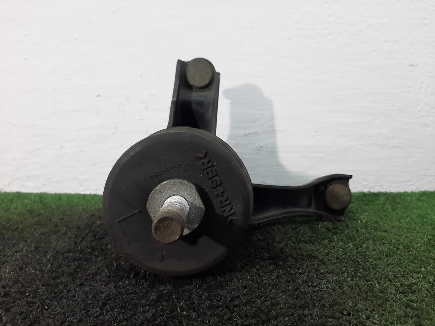 Опора двигателя