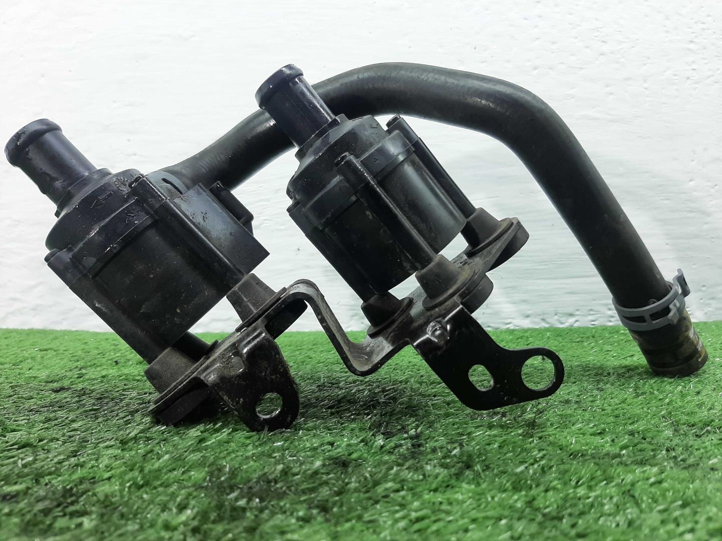 Насос электрический (доп.помпа)