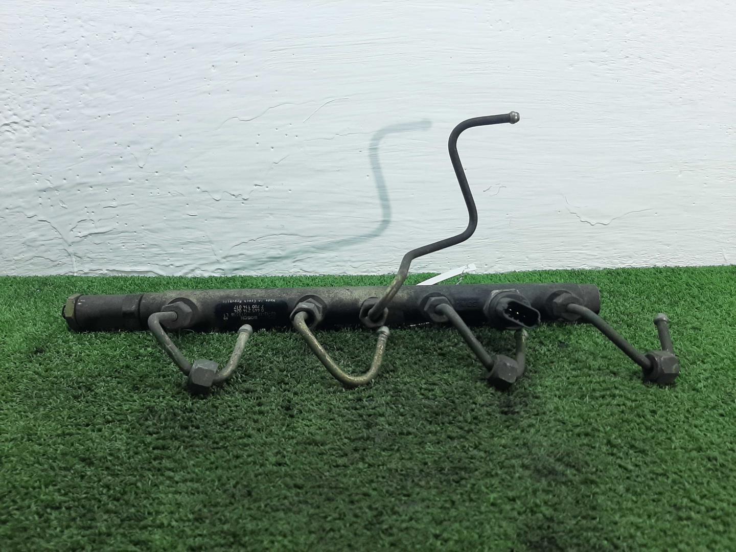 Рейка топливная (рампа)